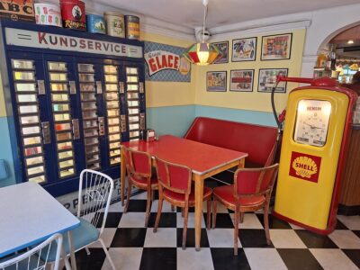 Ebba's Fik - The 1950s (1)